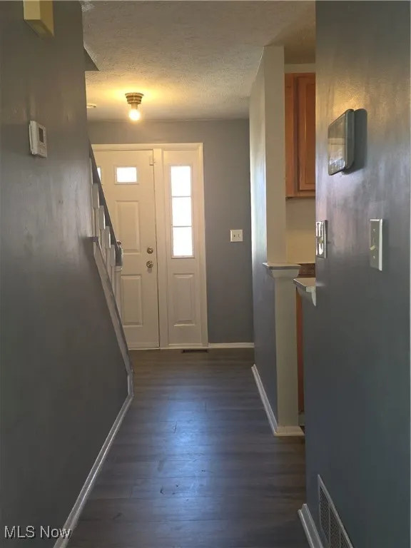 210 Regina Drive, Bedford, Ohio 44146,MLS Now Listing ID