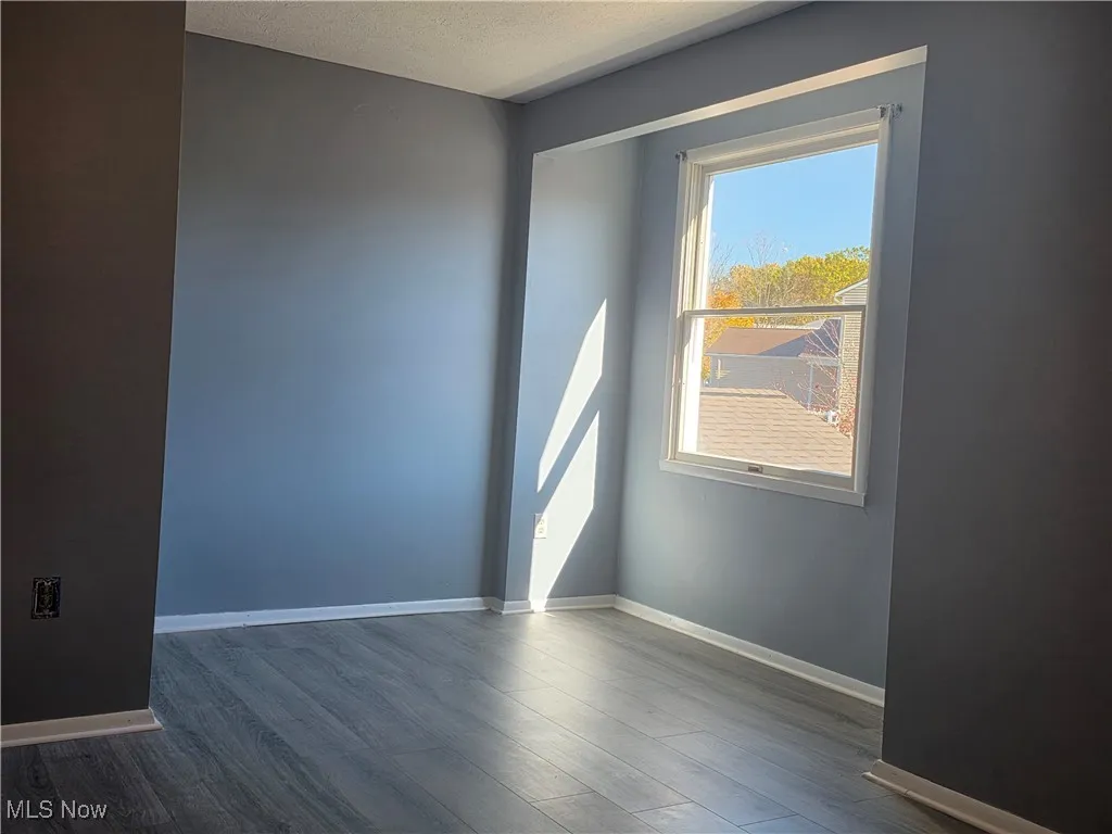 210 Regina Drive, Bedford, Ohio 44146,MLS Now Listing ID