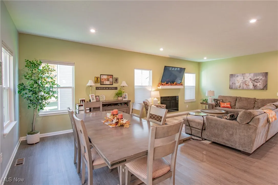 131 Wanda Court, Kent, Ohio 44240,MLS Now Listing ID