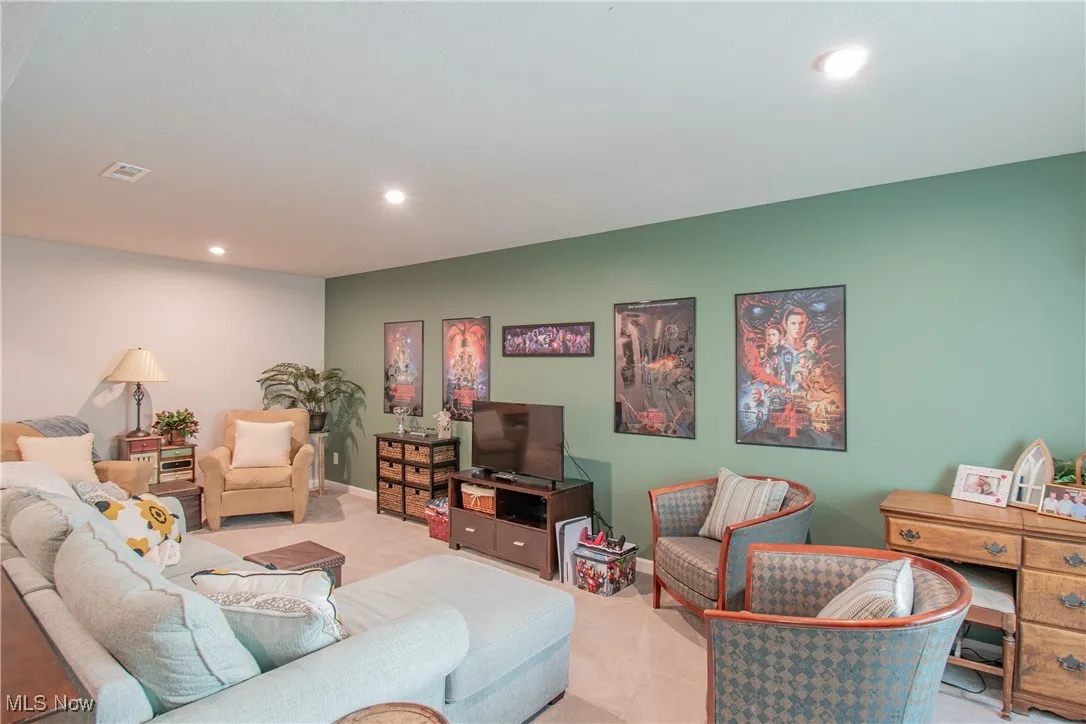 131 Wanda Court, Kent, Ohio 44240,MLS Now Listing ID