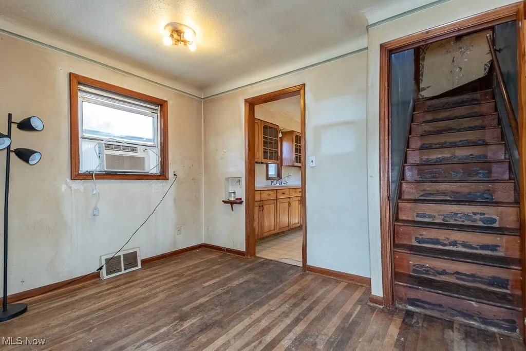 21050 Fuller Avenue, Euclid, Ohio 44123,MLS Now Listing ID