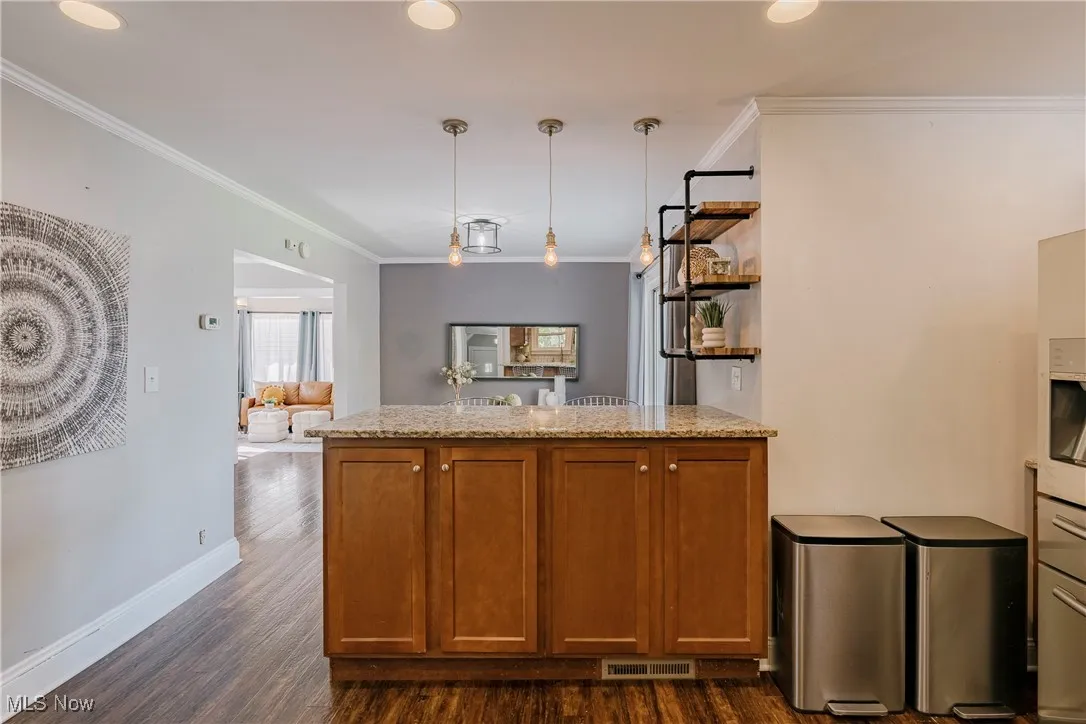 5243 Oakmont Drive, Lyndhurst, Ohio 44124,MLS Now Listing ID