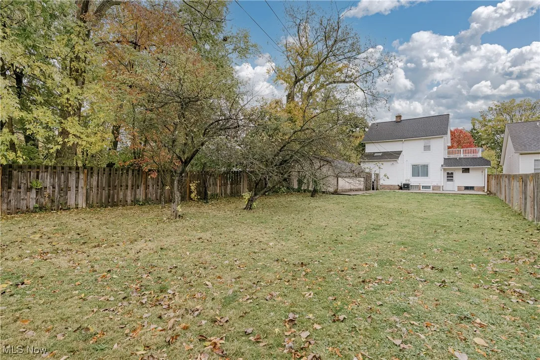 5243 Oakmont Drive, Lyndhurst, Ohio 44124,MLS Now Listing ID