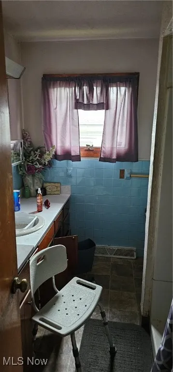 1302 East Avenue, Akron, Ohio 44307,MLS Now Listing ID