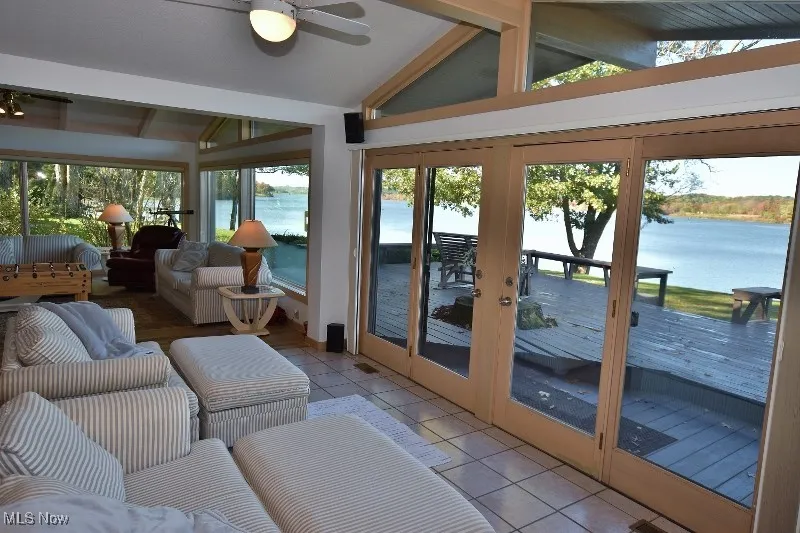 The views just don't quit. Inside or out the lake views are stunning and never ending!