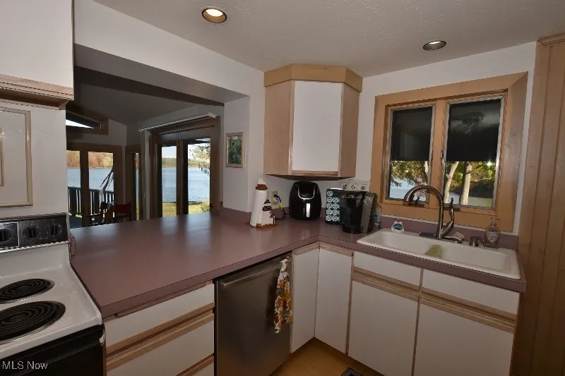 Another view of the kitchen