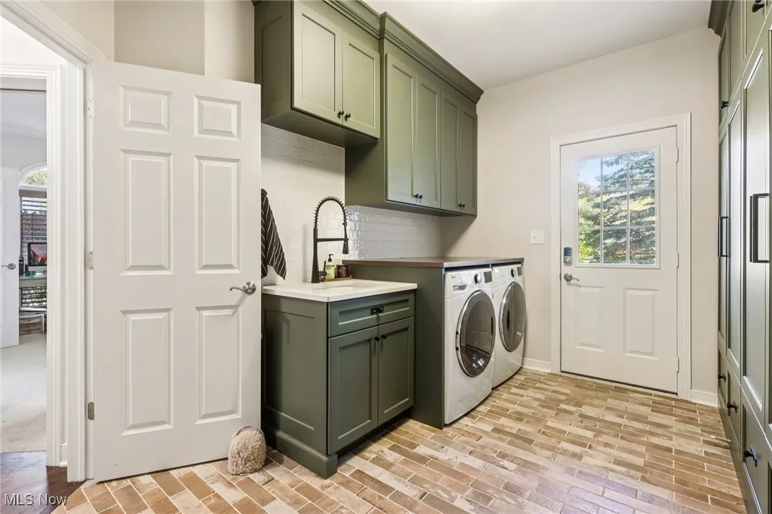 Laundry/Mud Room