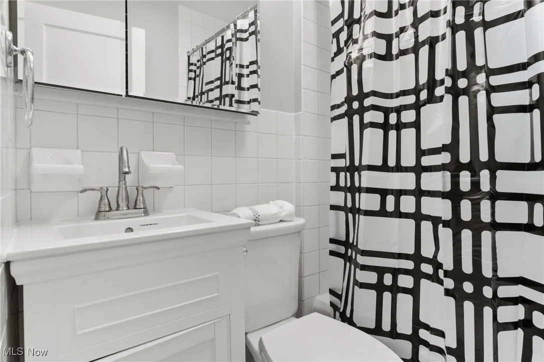 Tub/Shower combination