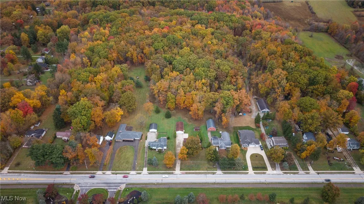 Aerial view of properties on Pettibone Road