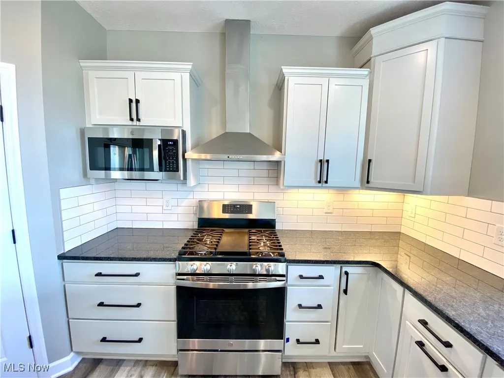 2273 Ledgestone Drive, Uniontown, Ohio 44685,MLS Now Listing ID