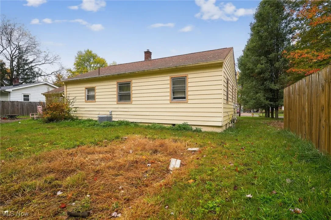 164 Huntington Drive, Warren, Ohio 44481,MLS Now Listing ID