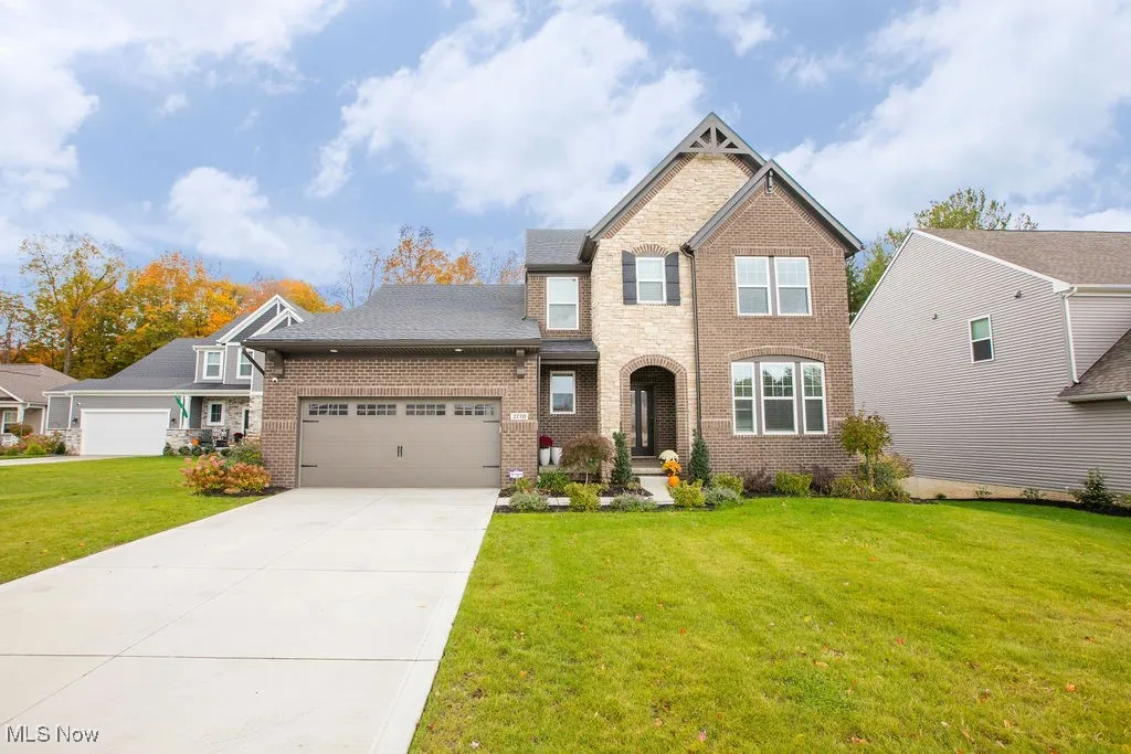 2770 Weeping Pine Drive, Medina, Ohio 44256,MLS Now Listing ID