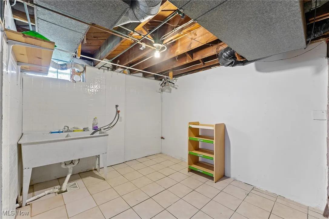 576 Breetz Drive, Campbell, Ohio 44405,MLS Now Listing ID