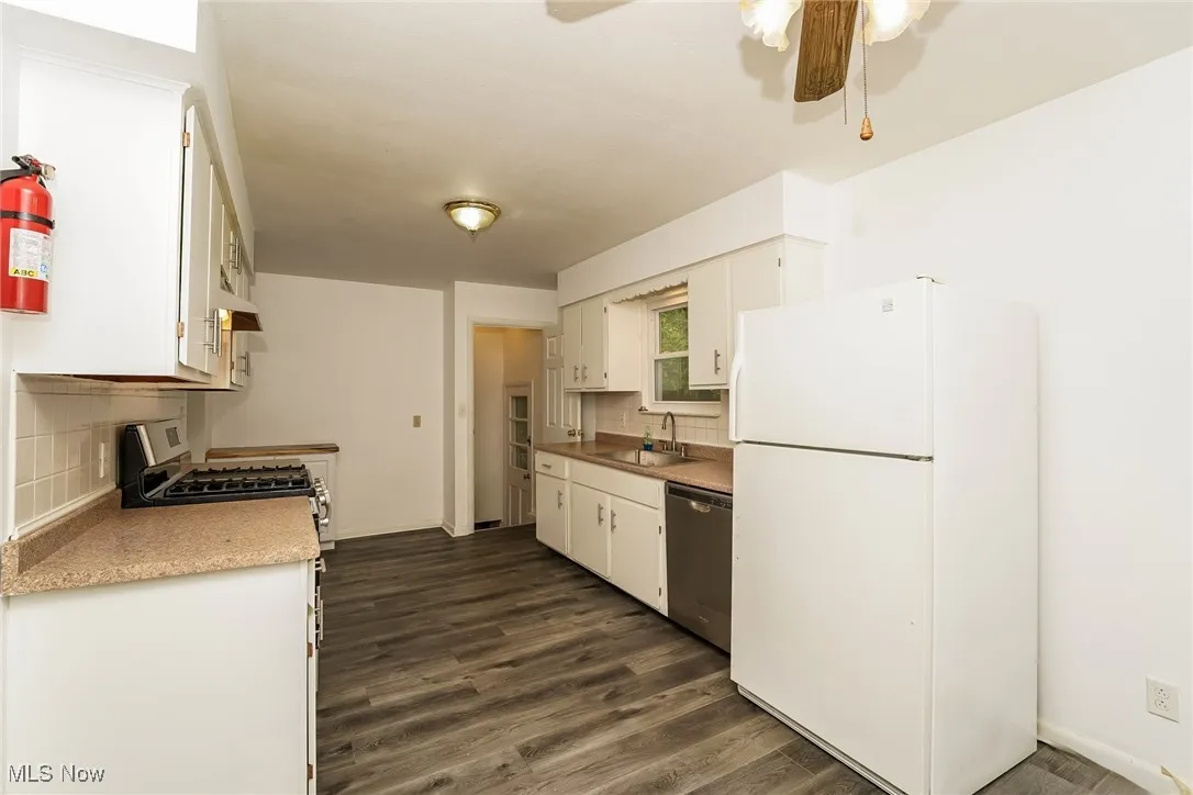 1702 Leighton Avenue, Akron, Ohio 44314,MLS Now Listing ID