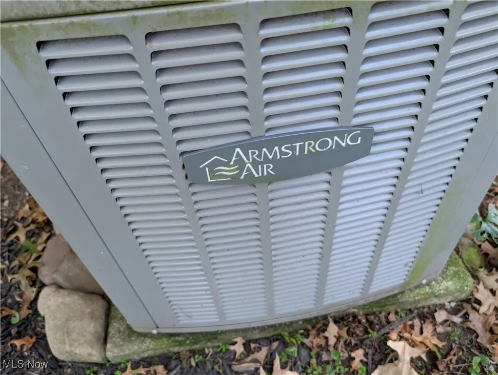 200 Stull Ave Akron, OH 44312 is a charming Cape Cod-style home offering a blend of comfort, character, and practicality. This inviting 3-bedroom, 1-bath residence sits on a nicely maintained lot and is perfect for anyone seeking a cozy home with great outdoor space.