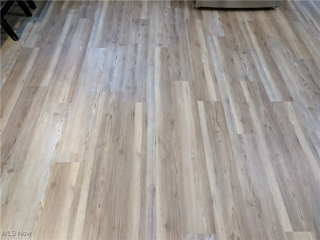 200 Stull Ave Akron, OH 44312 is a charming Cape Cod-style home offering a blend of comfort, character, and practicality. This inviting 3-bedroom, 1-bath residence sits on a nicely maintained lot and is perfect for anyone seeking a cozy home with great outdoor space.