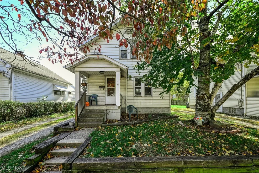 View of front facade