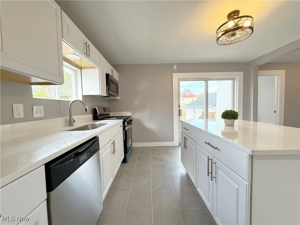 1859 E 33rd Street, Lorain, Ohio 44055,MLS Now Listing ID