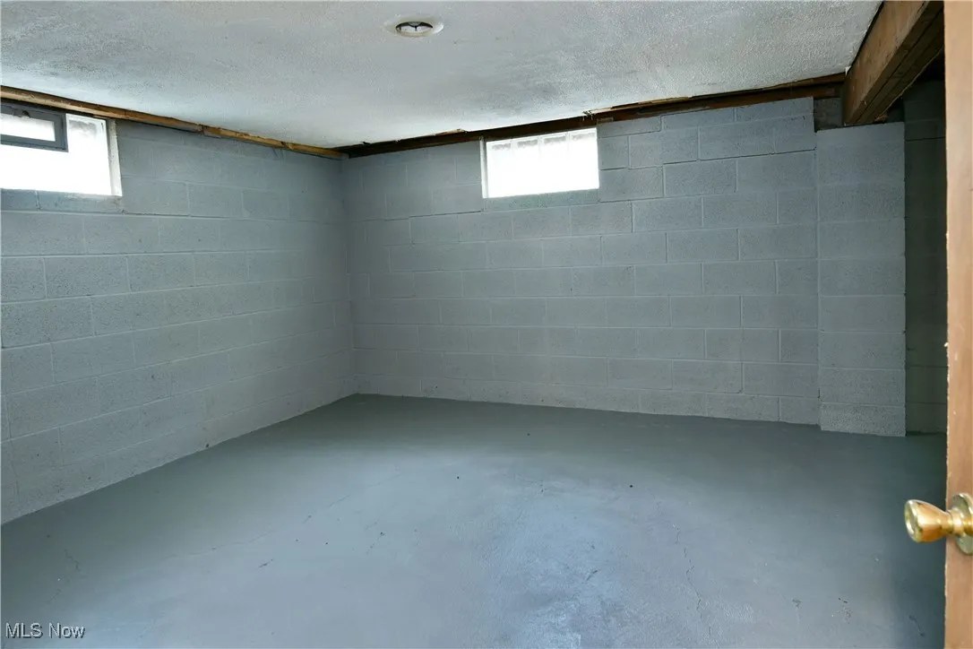 1524 Vernon Avenue, Warren, Ohio 44483,MLS Now Listing ID