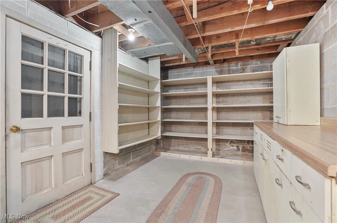 721 E Ford Avenue, Barberton, Ohio 44203,MLS Now Listing ID