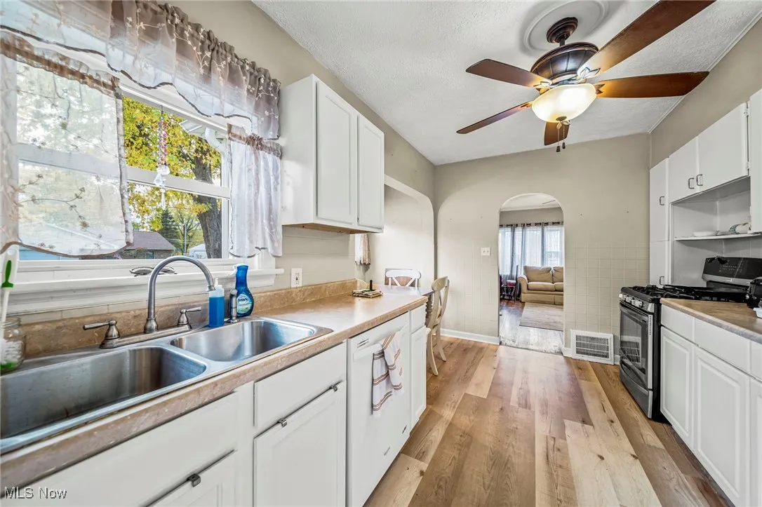 1105 E 18th Street, Ashtabula, Ohio 44004,MLS Now Listing ID