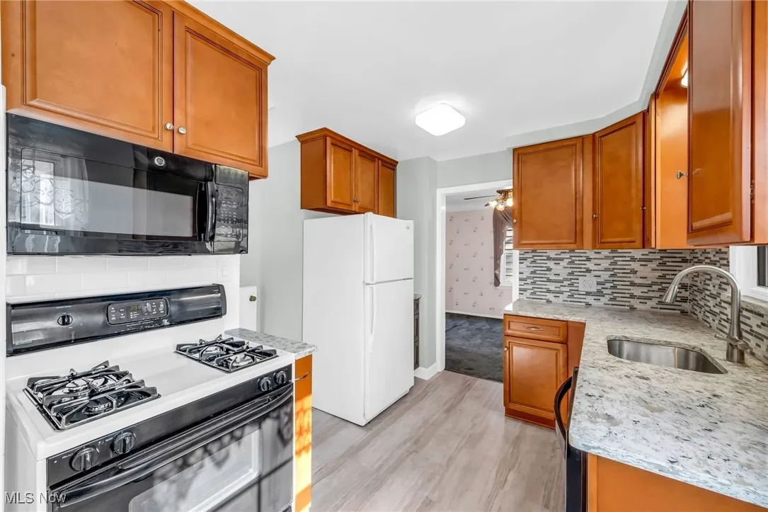 8913 Beech Avenue, Brooklyn, Ohio 44144,MLS Now Listing ID