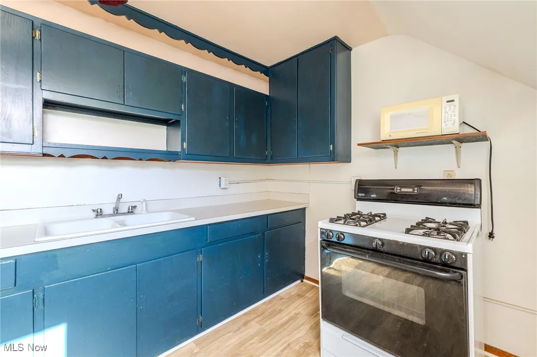 3492 W 56th Street, Cleveland, Ohio 44102,MLS Now Listing ID