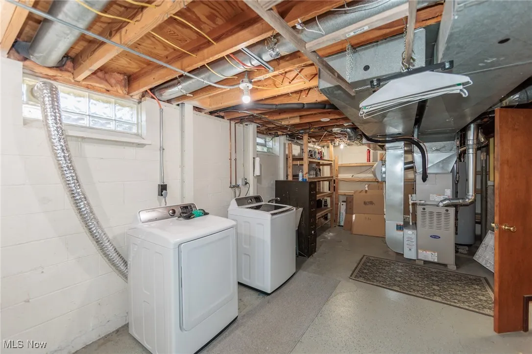 15639 Indianhead Lane, Strongsville, Ohio 44136,MLS Now Listing ID