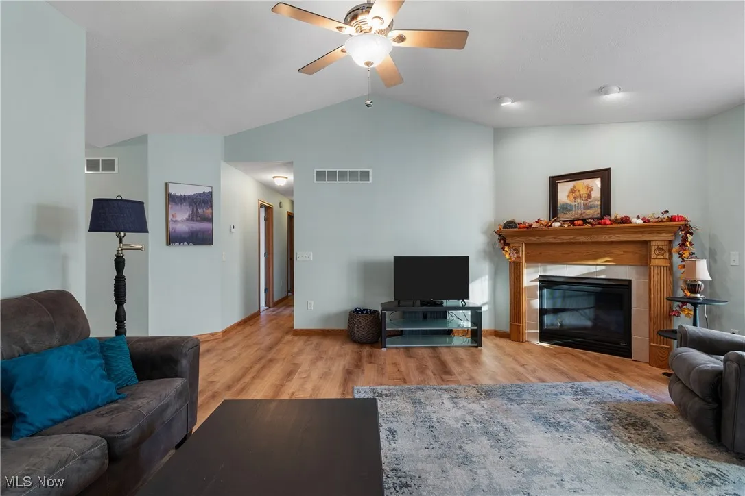 524 Glenbar Street, Louisville, Ohio 44641,MLS Now Listing ID