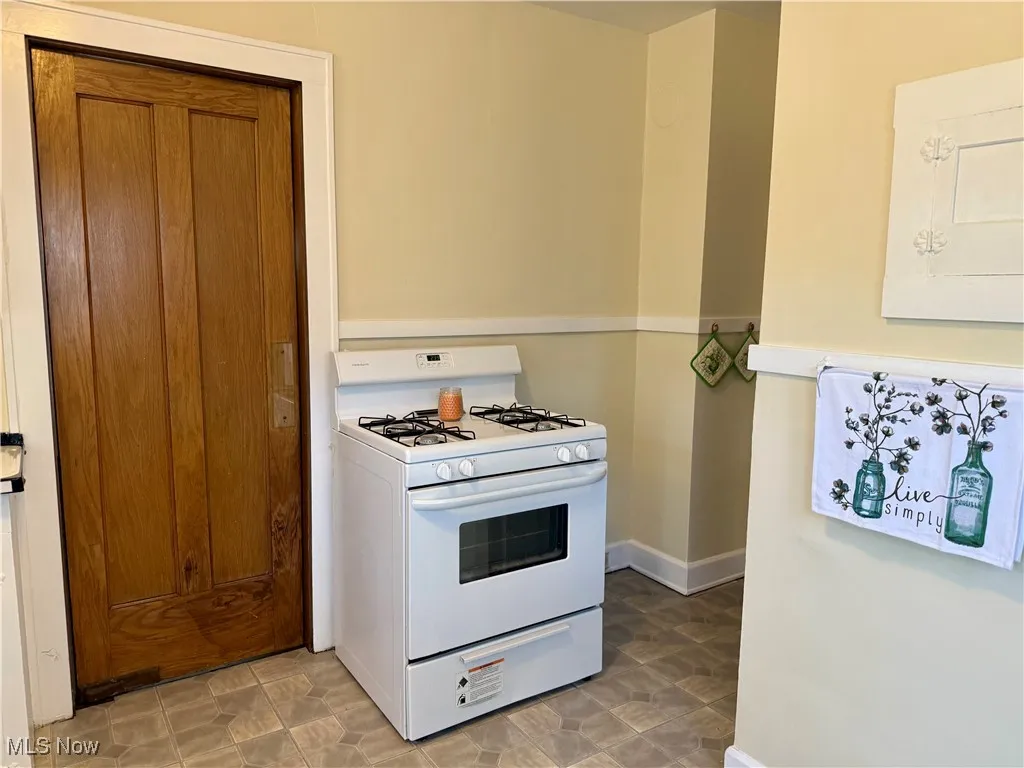 2018 Tampa Avenue, Cleveland, Ohio 44109,MLS Now Listing ID