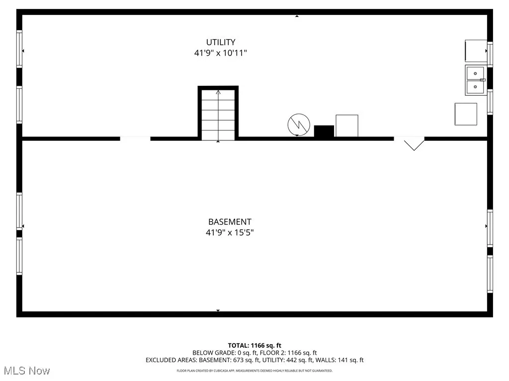 Room sizes and overall square footage are approximations via Cubi Casa software. Refer to listing for official square footage