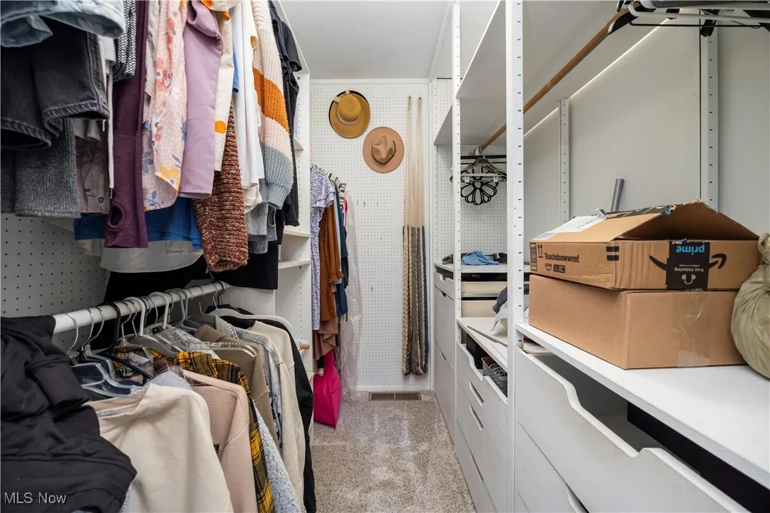 455 Woodridge Circle, Berea, Ohio 44017,MLS Now Listing ID