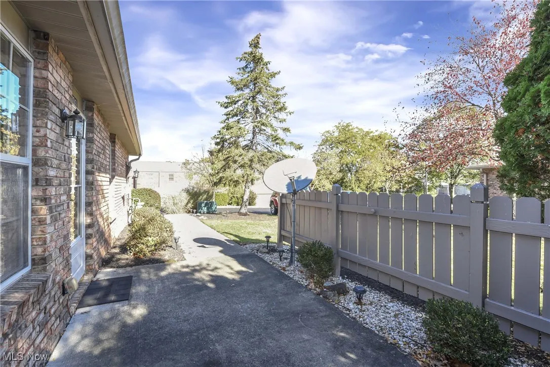 2703 Shakespeare Lane, Avon, Ohio 44011,MLS Now Listing ID