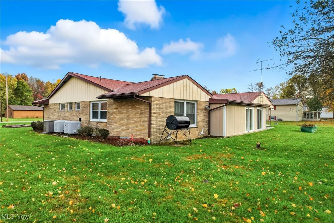 1515 Braceville Robinson Road, Southington, Ohio 44470,MLS Now Listing ID