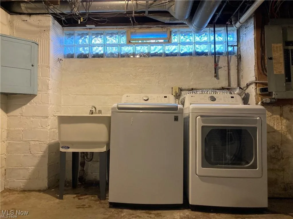 227 Crescent Drive, Akron, Ohio 44301,MLS Now Listing ID