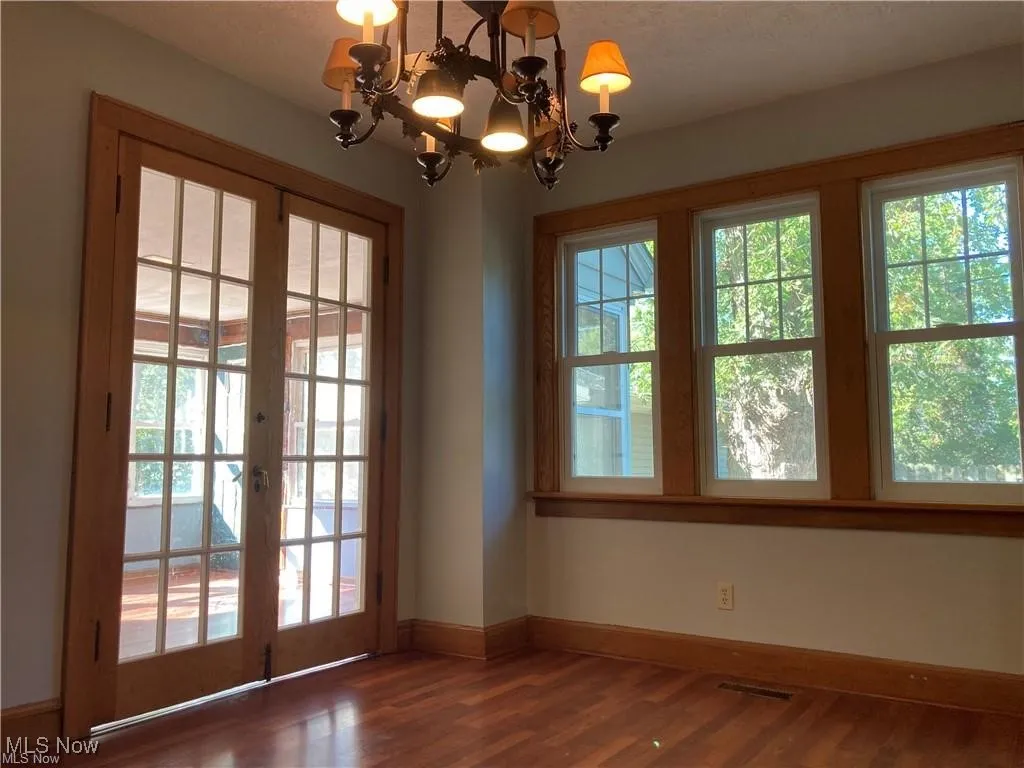 227 Crescent Drive, Akron, Ohio 44301,MLS Now Listing ID