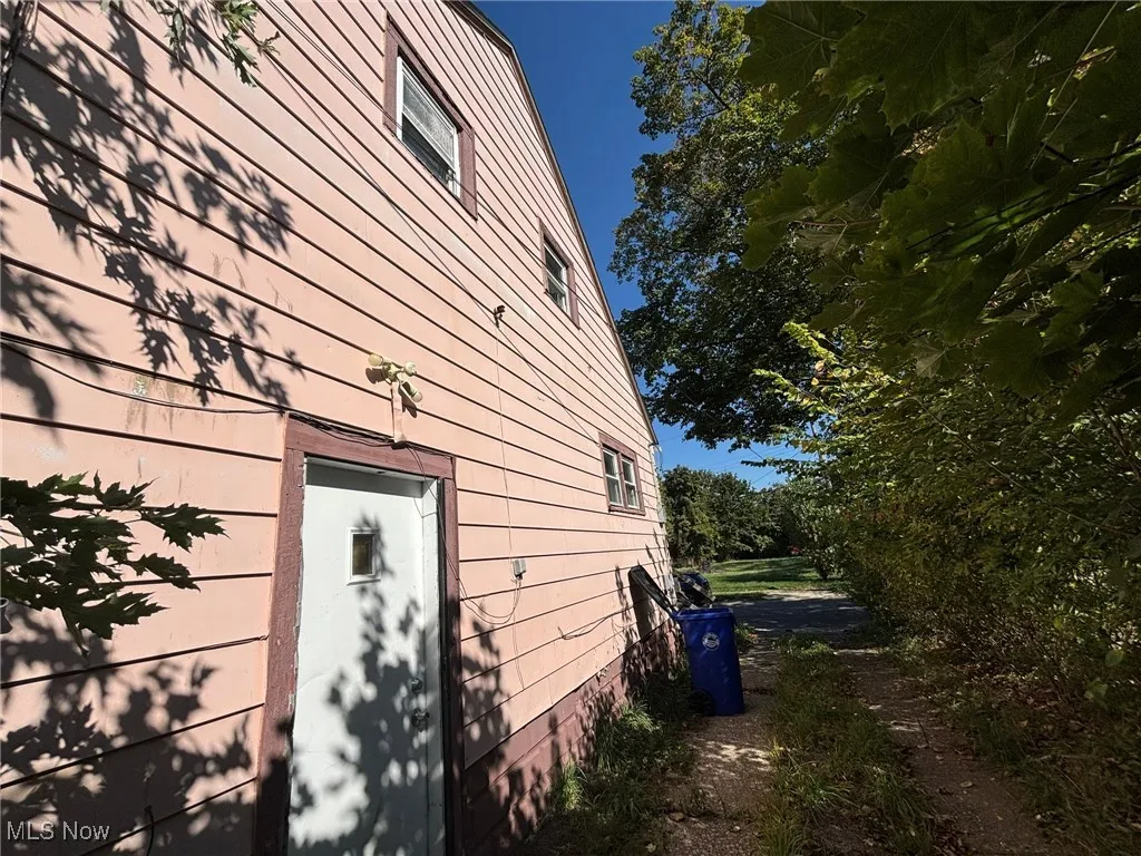 View of property exterior