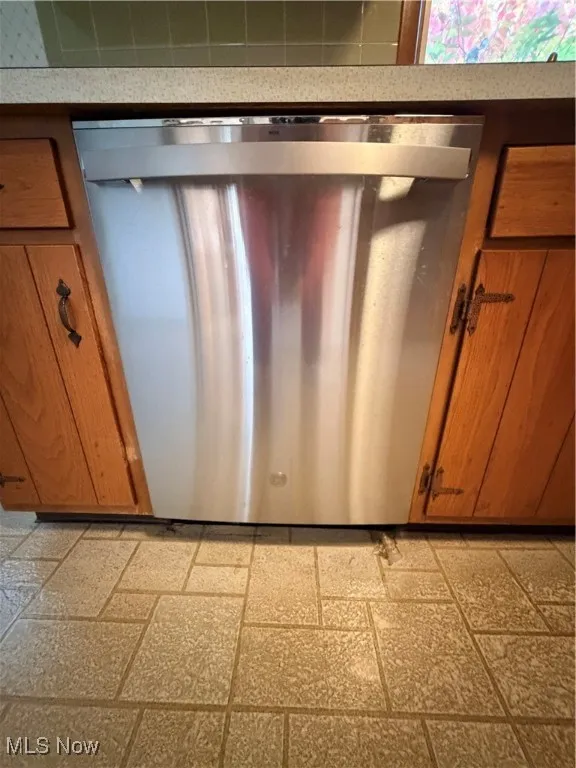 2111 Aberdeen Drive, Euclid, Ohio 44143,MLS Now Listing ID