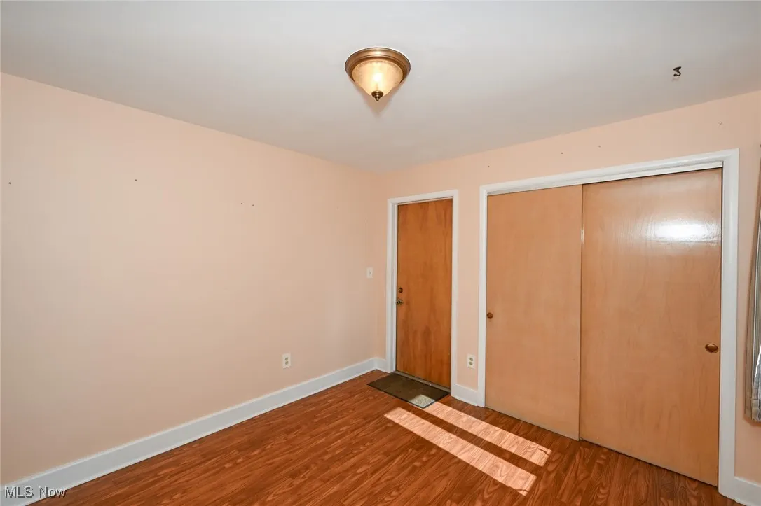 Access to garage & closet storage