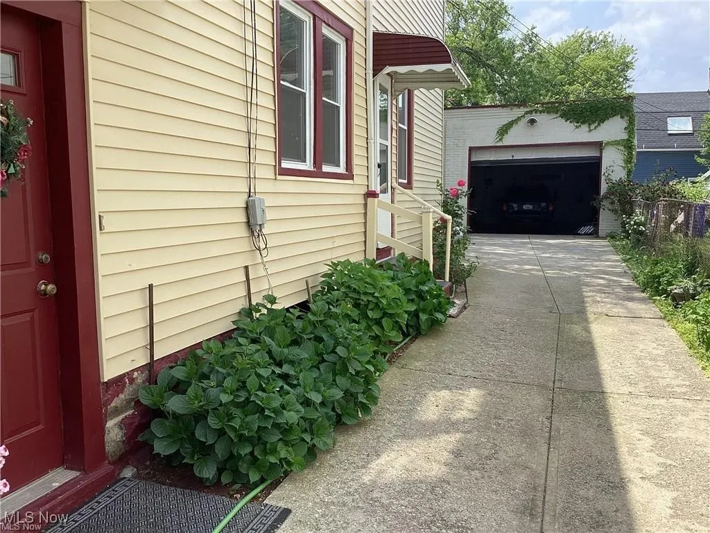 1794 W 54th Street # #2, Up, Cleveland, Ohio 44102,MLS Now Listing ID