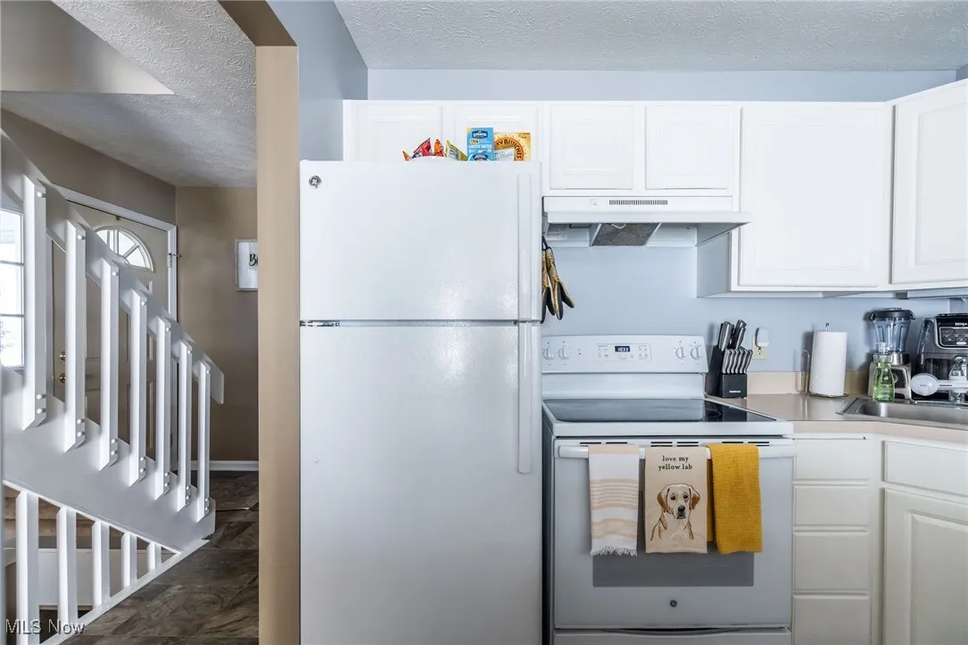 865 Overlook Ridge Drive, Cleveland, Ohio 44109,MLS Now Listing ID