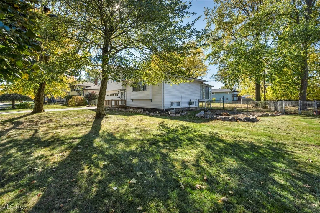 158 E Overlook Drive, Eastlake, Ohio 44095,MLS Now Listing ID