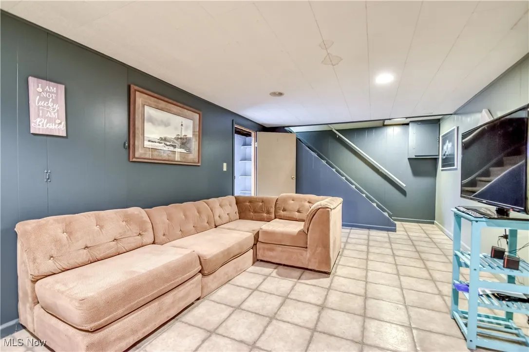 180 Clairmont Drive, Painesville, Ohio 44077,MLS Now Listing ID