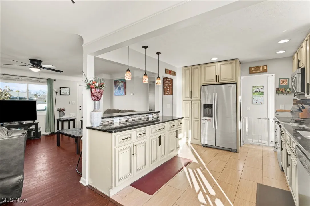 650 E Dartmoor Avenue, Seven Hills, Ohio 44131,MLS Now Listing ID