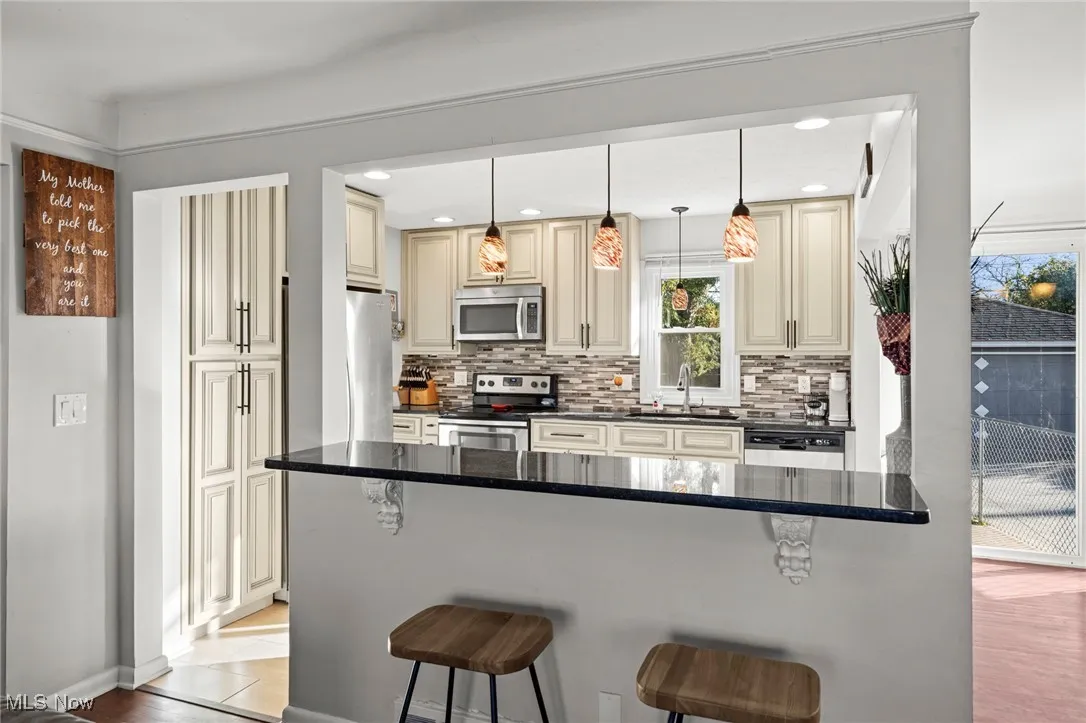 650 E Dartmoor Avenue, Seven Hills, Ohio 44131,MLS Now Listing ID