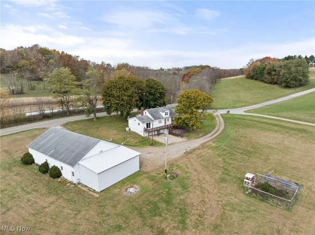 Aerial view of property and surrounding area