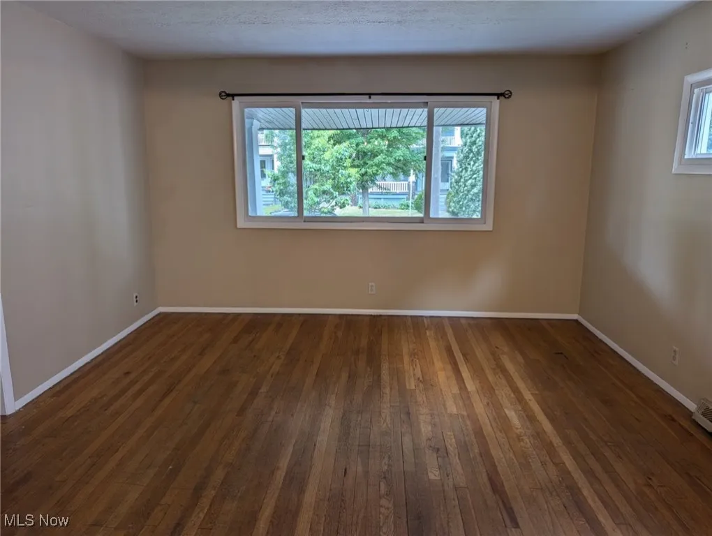 1st Floor Living Room
