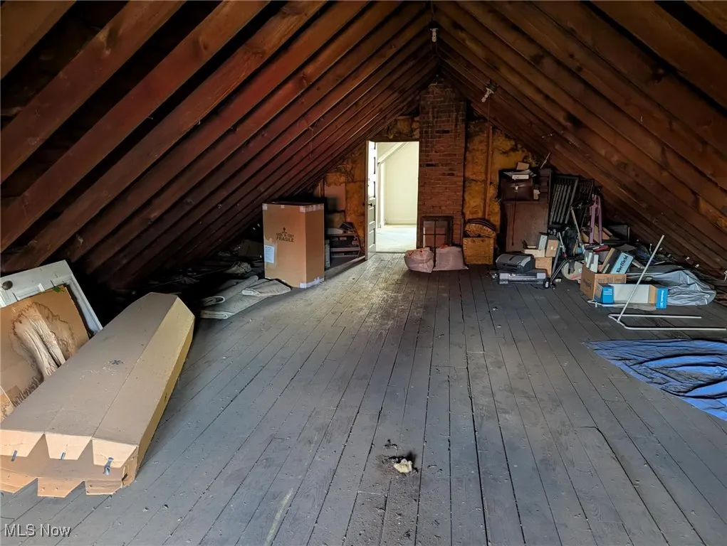 3rd Floor unfinished Attic space