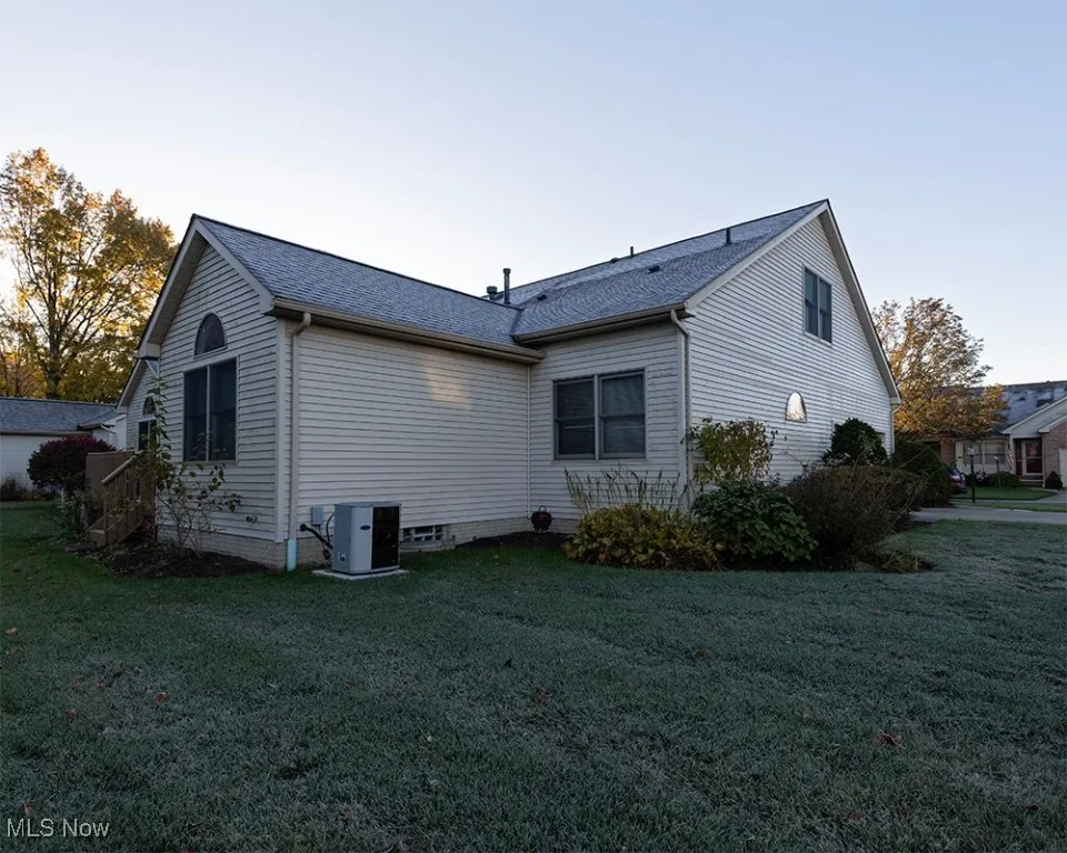 124 Oakley Green Drive, Elyria, Ohio 44035,MLS Now Listing ID