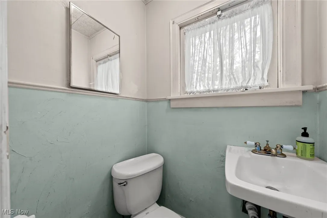 1027 Pennfield Road, Cleveland, Ohio 44121,MLS Now Listing ID